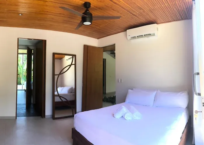 11br I Hacienda Zalama *