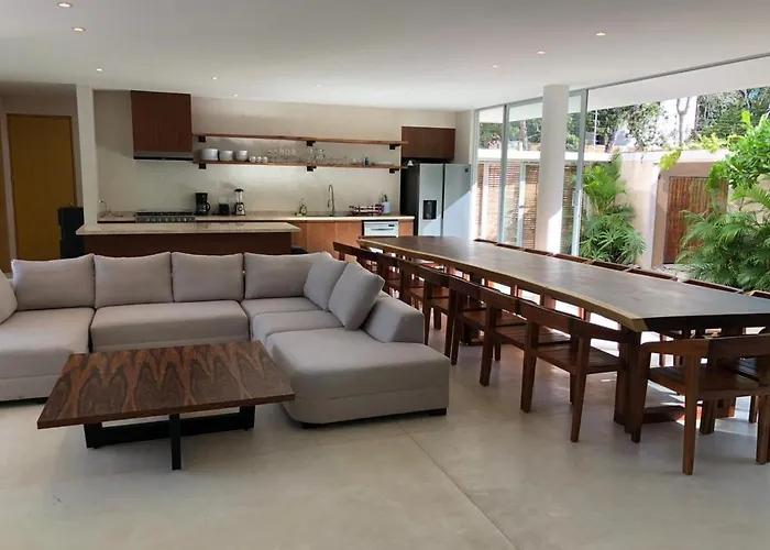 Villa 11br I Hacienda Zalama