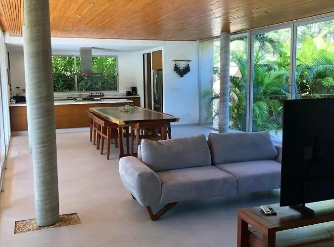 Villa 11br I Hacienda Zalama